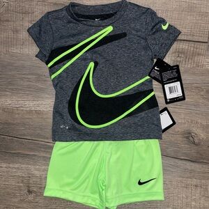 NIKE DRI FIT TODDLER BOYS SHORT SET 2T NWT
